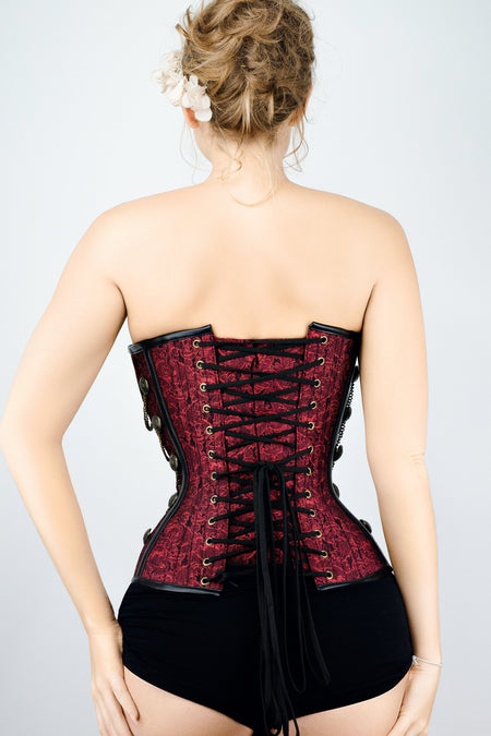 Corset-Story - Walking back into the office like 💅 Corsets can offer  brilliant posture support whilst you're sat at your desk all day, and are a  must-have for any office job wardrobe!